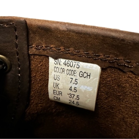 Skechers Womens Laramie Brown lace up Boots Size 7.5 NEW Has some scuff marks - Picture 9 of 17